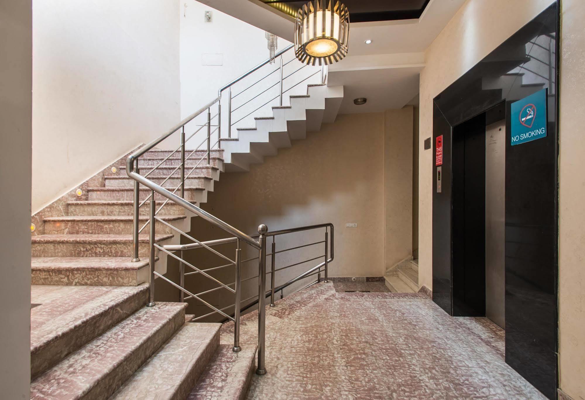 Hotel Rockland ジャイプール エクステリア 写真