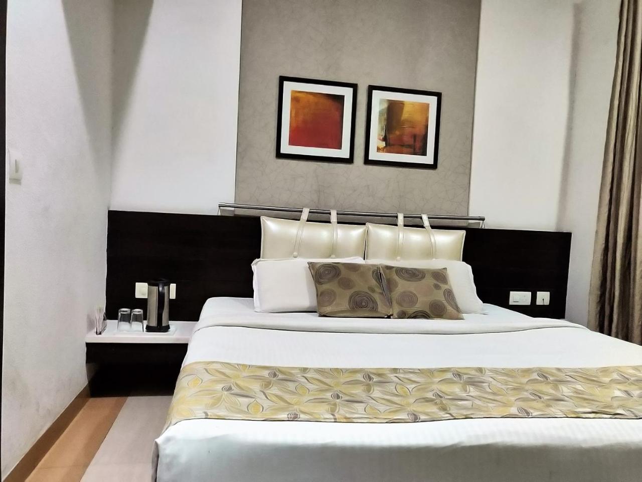 Hotel Rockland ジャイプール エクステリア 写真